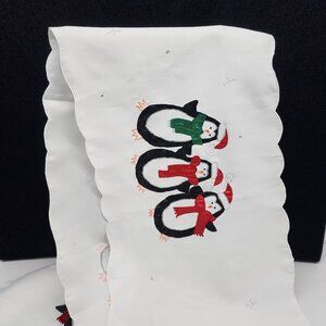 Christmas Table Runner Penguin Embroidered Glitter Scalloped Rim 13x68